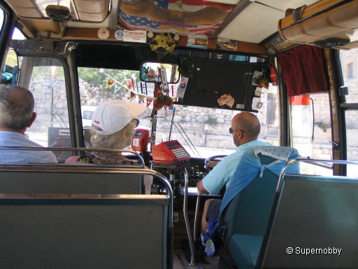 jeder Bus individuell eingerichtet - zurÃŒck zur Ãbersicht