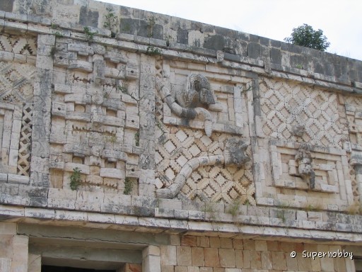 Fassade in Uxmal - zurÃŒck zur Ãbersicht