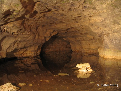 Wasser in der Grotte Balankanché - zurÃŒck zur Ãbersicht