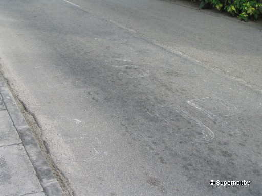 ganz deutlich: BUS STOP - zurÃŒck zur Ãbersicht